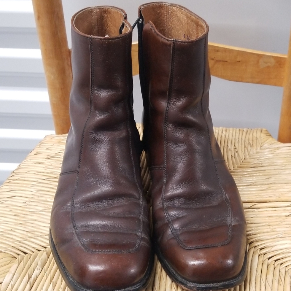 Extra wide vintage men's leather O'Sullivan boots
